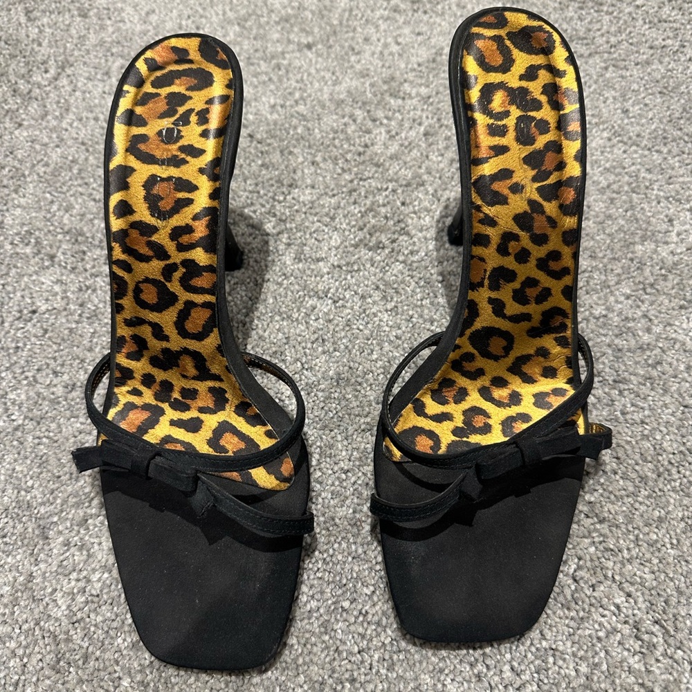bebe kitten heels